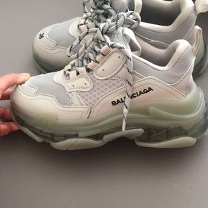 Balenciaga triple s